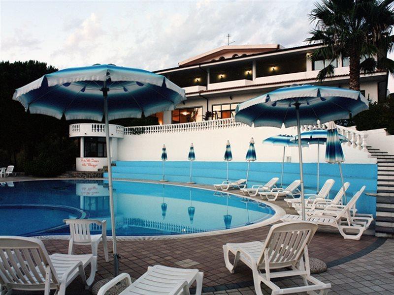 Villaggio Pineta Petto Bianco Capo Vaticano Exteriör bild